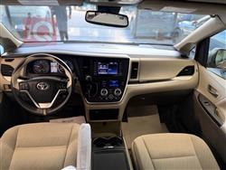 تويوتا سيينا